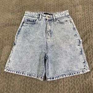 Pretty little thing, size 4 Bermuda shorts